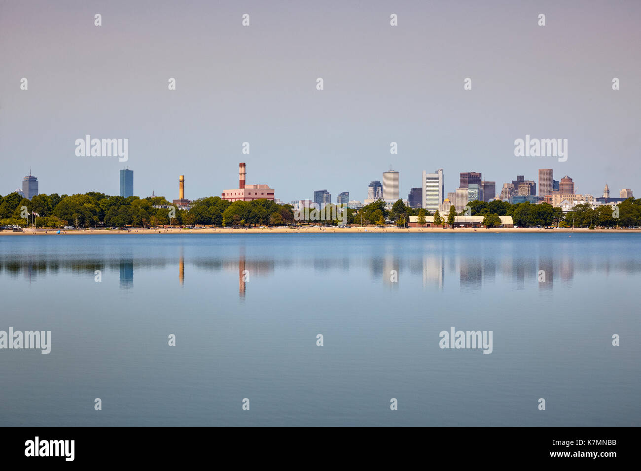 Freude Bucht mit Boston Skyline im Hintergrund, South Boston, Massachusetts, United States Stockfoto