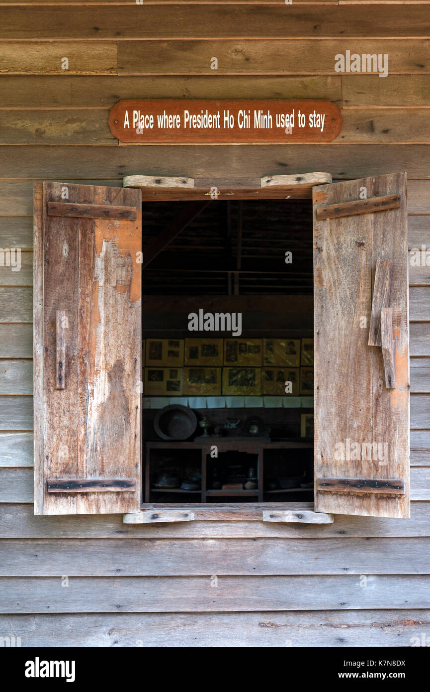 Ho Chi Minh's Memorial House, Holz- Guesthouse in Thai-Vietnamese Friendship Village Baan Na Chok, wo junge Ho Chi Minh während der 1920er Jahre lebte. Stockfoto