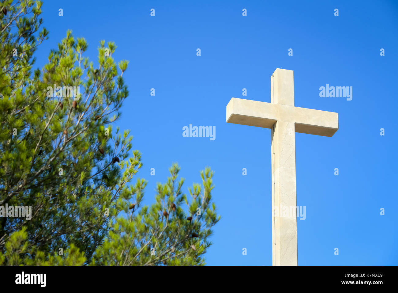 Das Kreuz über Srd Sehenswürdigkeiten in Dubrovnik, Kroatien. Stockfoto
