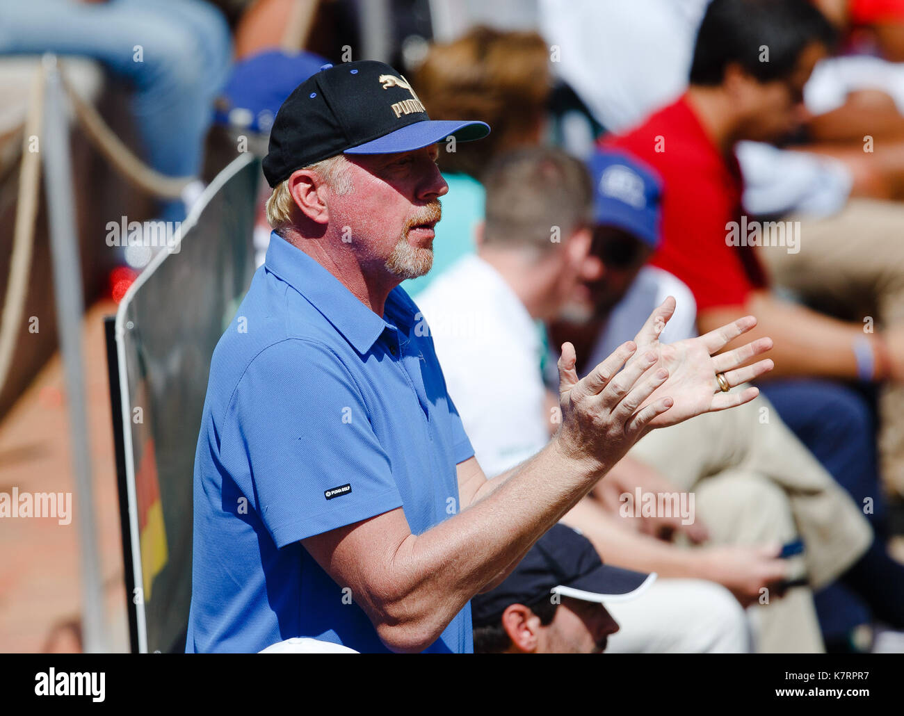 Oeiras, Portugal. September 2017. Deutschlands Tennischef Boris Becker unterstützt die deutsche Mannschaft beim Davis-Cup-Play-Off-Spiel in Portugal im Centro Desportivo. Quelle: Frank Molter/Alamy Live News Stockfoto