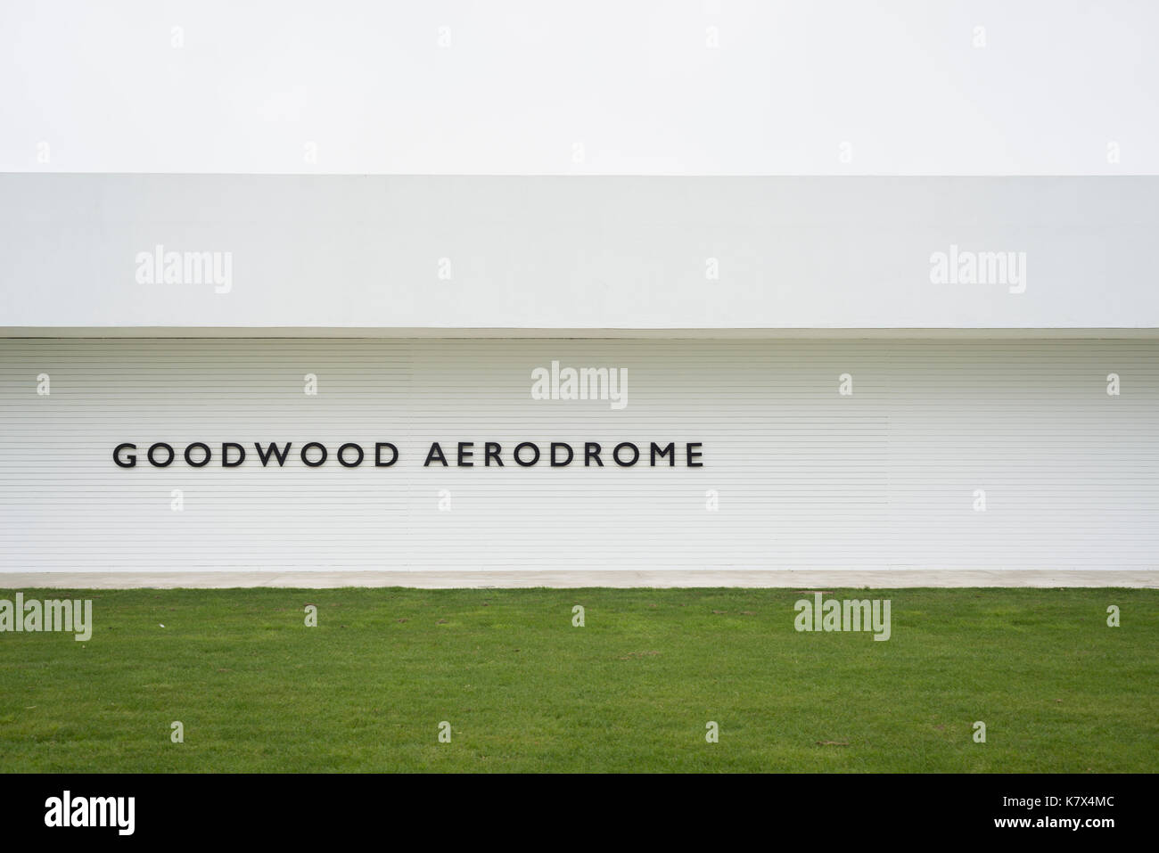 Goodwood Flugplatz unterzeichnen, West Sussex, England Stockfoto