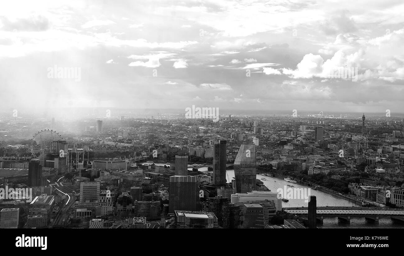 Blick über London von der Oberseite der Shard, September 2017 Stockfoto