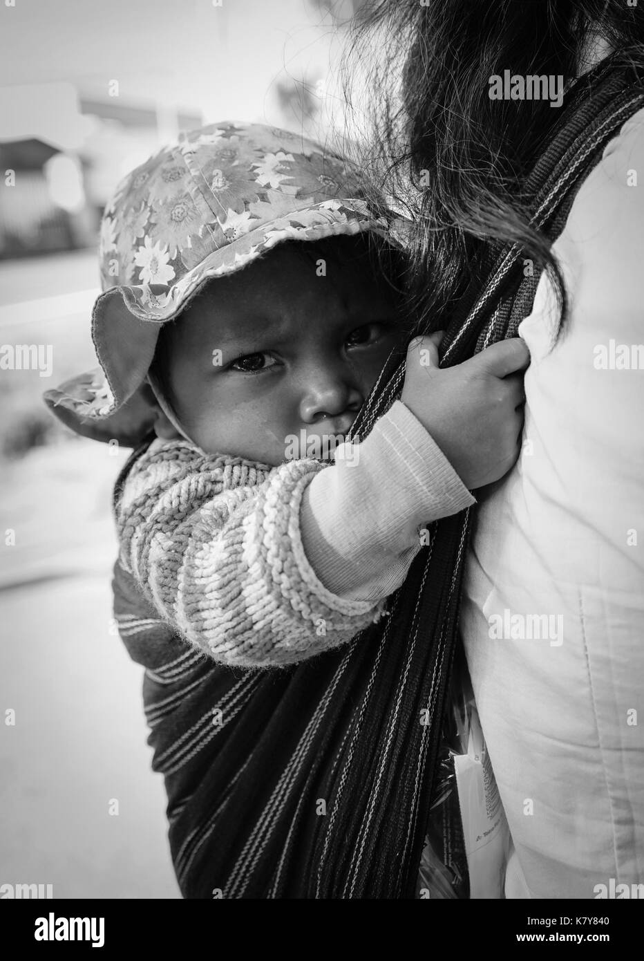 Dalat, Vietnam - Dec 5, 2015. Portrait von koho Kind Tanung Dorf in Dalat, Vietnam. Koho sind eine ethnische Gruppe, die im Dalat Township von Ce Stockfoto