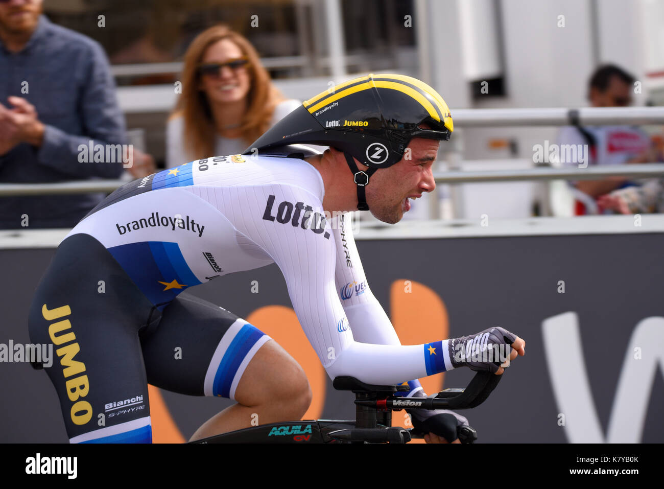 Victor Campenaerts vom Team Lotto Jumbo Racing in Stage 5 der OVO Energy Tour of Britain Tendring Time Trial in Clacton, Essex Stockfoto