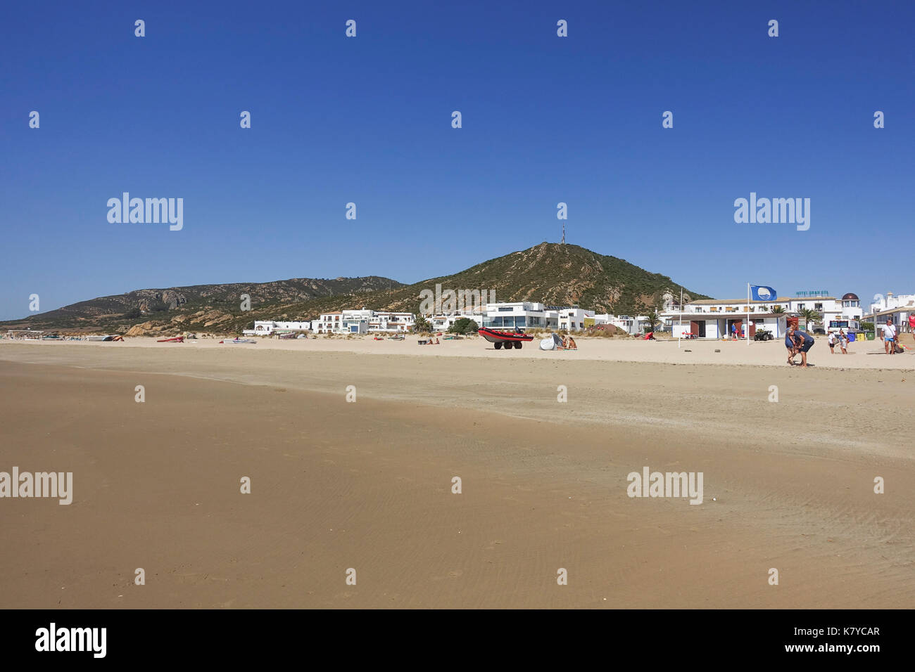 Zahara de los Atunes, weißen andalusischen Küstenstadt, Cadiz, Andalusien, Spanien Stockfoto