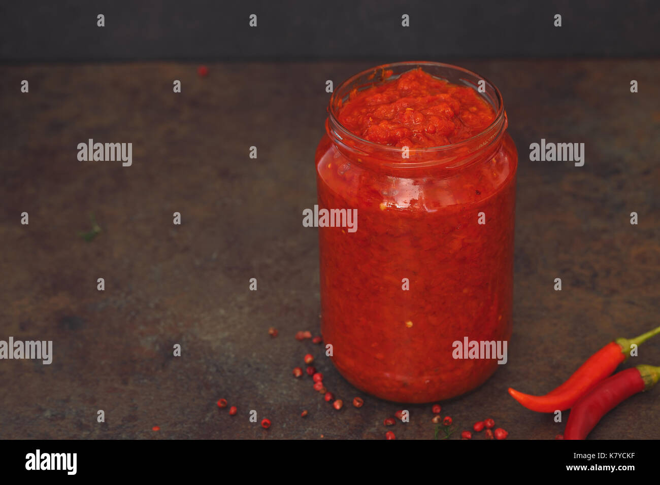 Mazedonische ajvar Fotos und Bildmaterial in hoher Auflösung Alamy