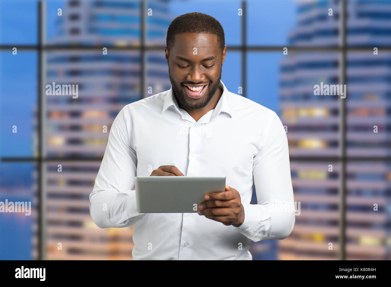 Afro-amerikanische Glücklich lächelnde Manager. Stockfoto