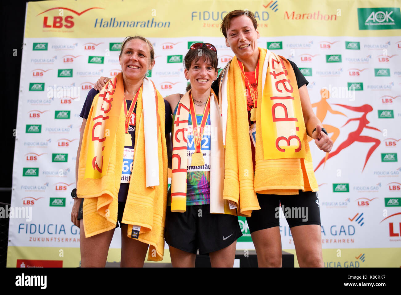 Karlsruhe, Deutschland. 17 Sep, 2017. Siegerfoto der MarathonDistanz
