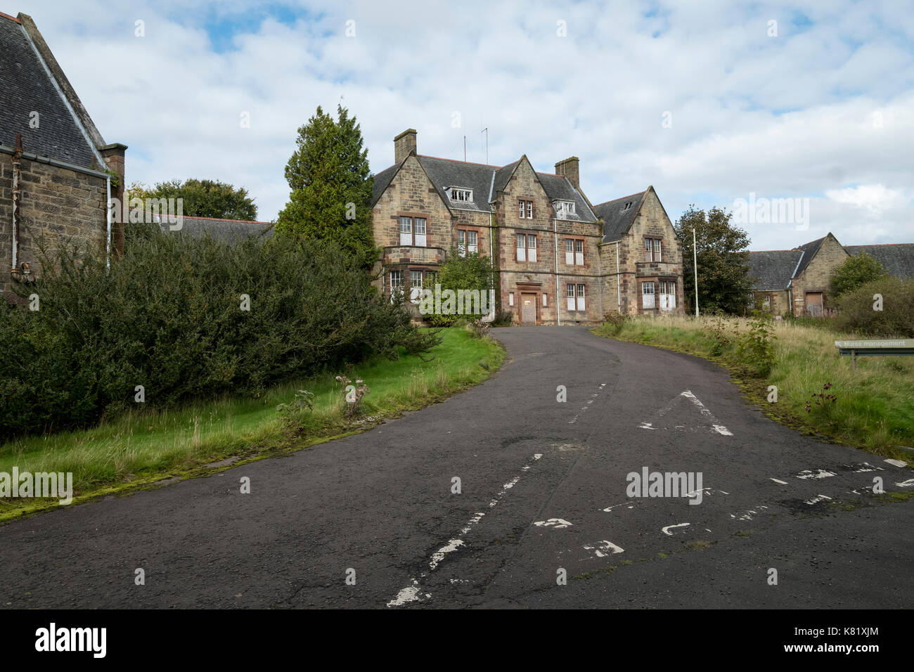 Das Gelände der ehemaligen Bangour Dorf Krankenhaus, Dechmont, West Lothian, Schottland, die in 2004 abgeschlossen. Stockfoto