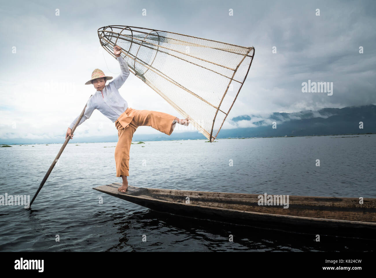 Fisherman intha am Inle See, Myanmar Stockfoto