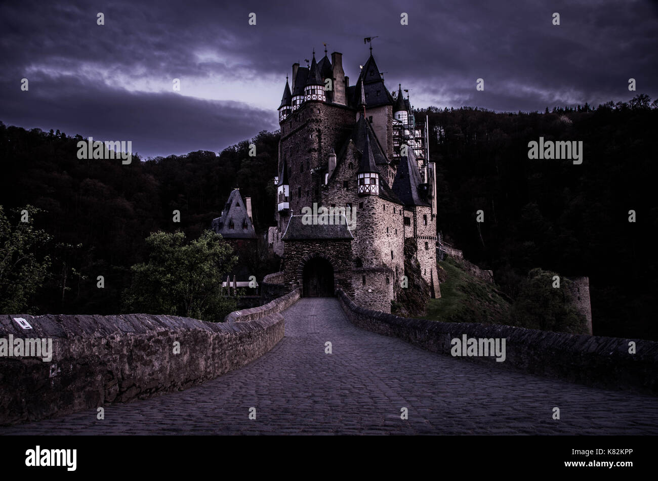 Wierschem, Deutschland - 13 April 2017 - Burg Eltz Burg in Wierschem, Deutschland. Stockfoto