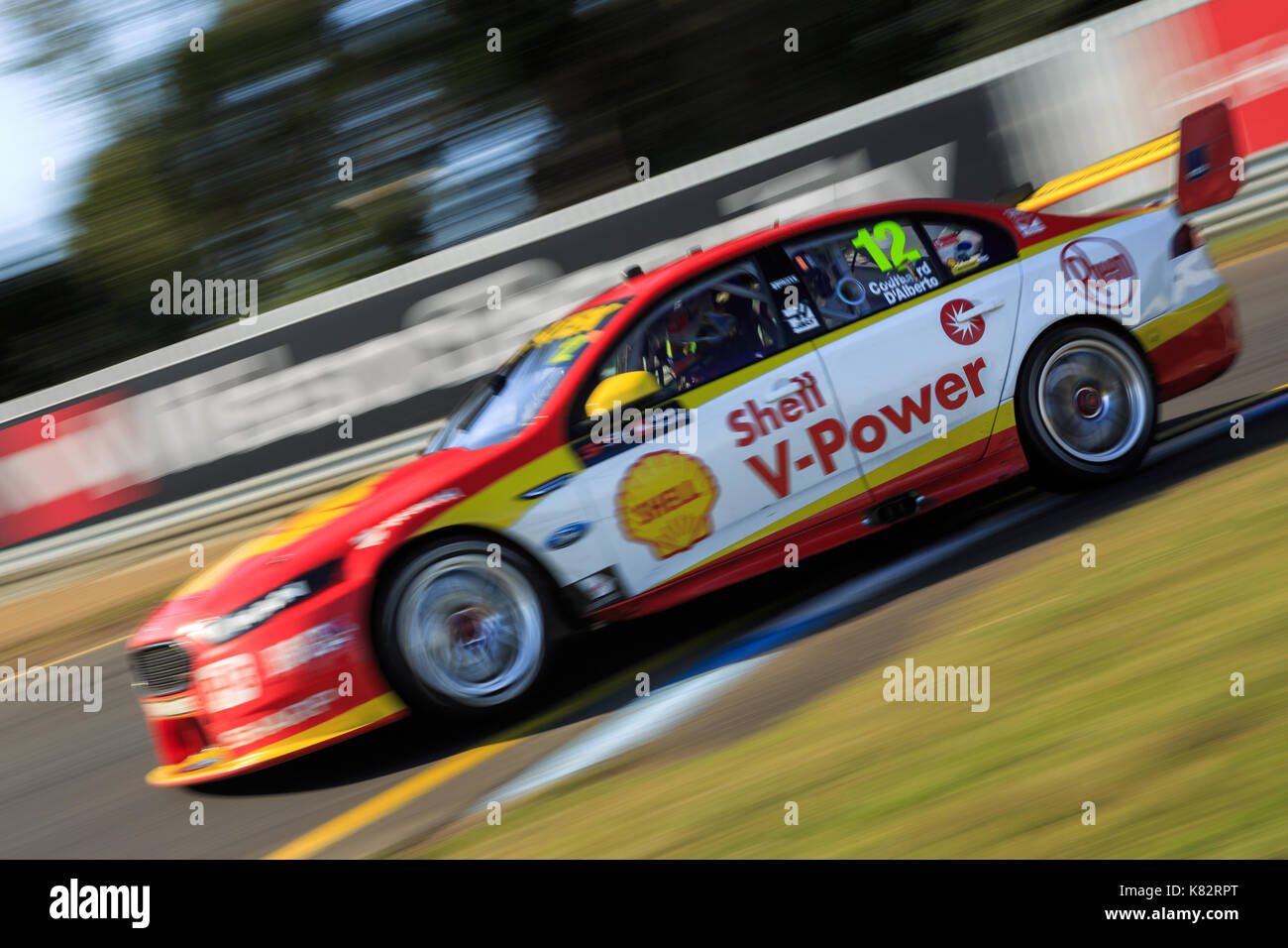 MELBOURNE, AUSTRALIEN - 17 September: Fabian Coulthard 12 fahren für diesem Team Penske/Shell V-Power Racing während der Die Jungfrau Australien Supercars Stockfoto