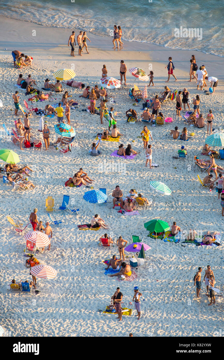 Strand von Ipanema, Rio de Janeiro, Brasilien, Südamerika Stockfoto