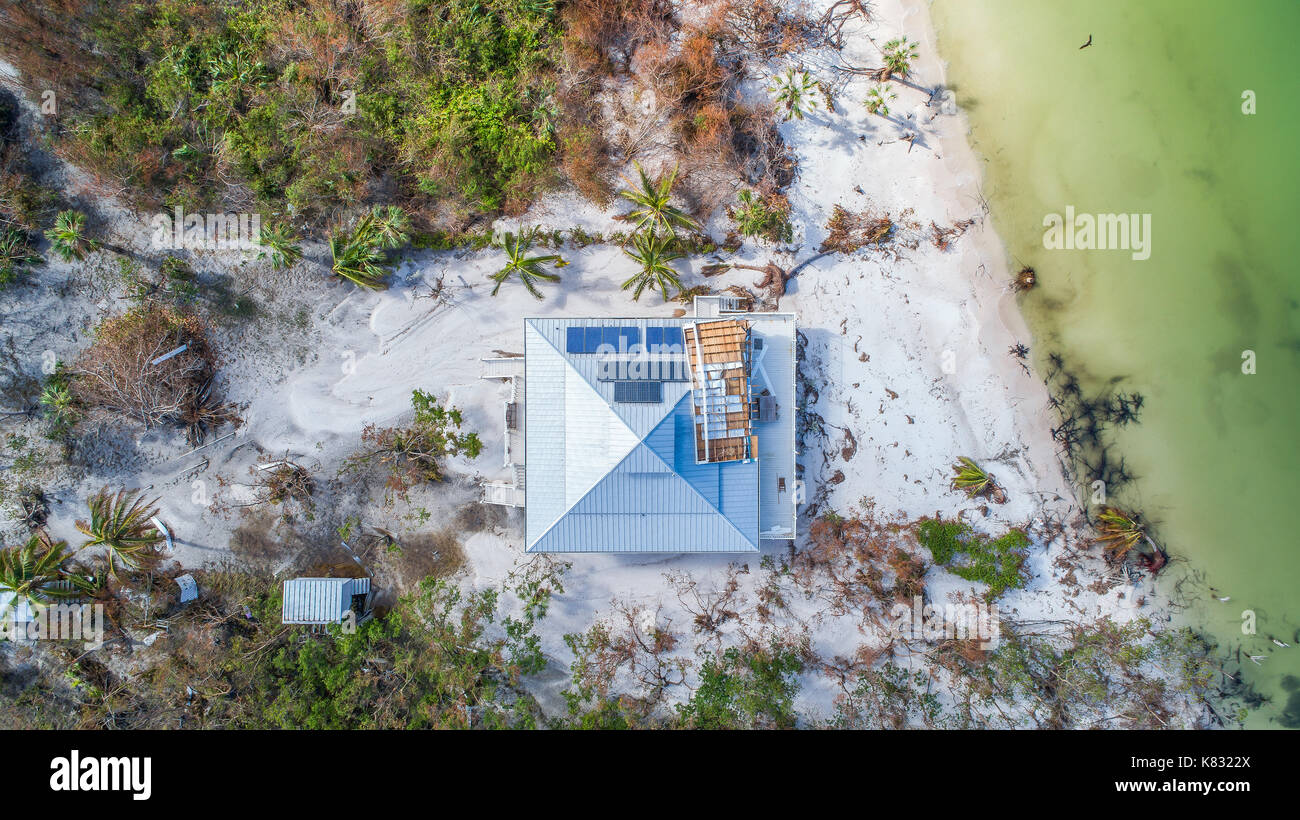 Luftaufnahmen von Hurrikan Irma Schäden in Naples Florida Südwesten Florida entlang der Küste. Stockfoto