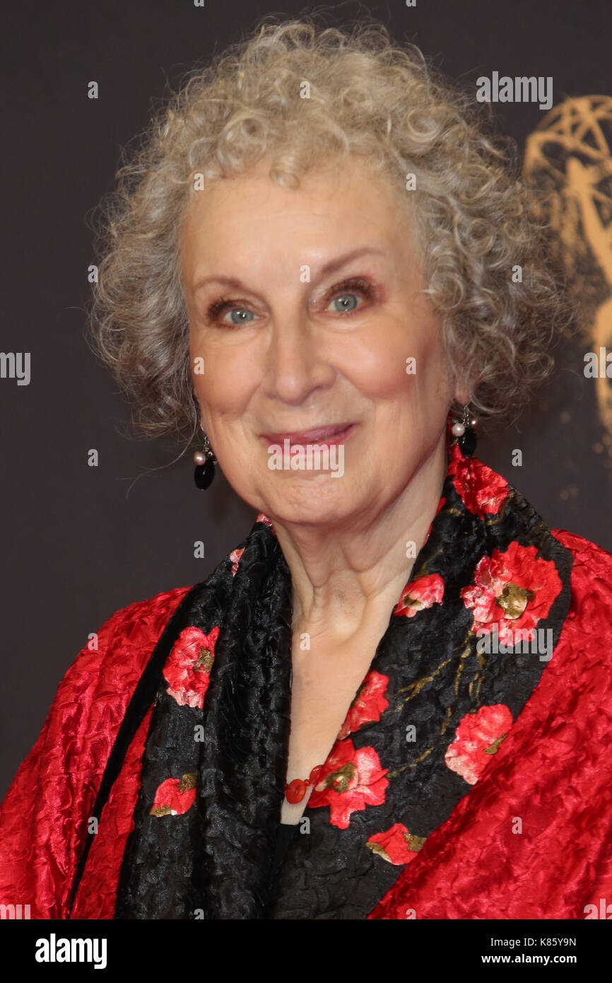 Los Angeles, Kalifornien, USA. 17 Sep, 2017. Margaret Atwood Am 69 Emmy Awards - Presseraum Auf der Microsoft Theater in Kalifornien am 17. September 2017. Credit: MediaPunch inc/Alamy leben Nachrichten Stockfoto