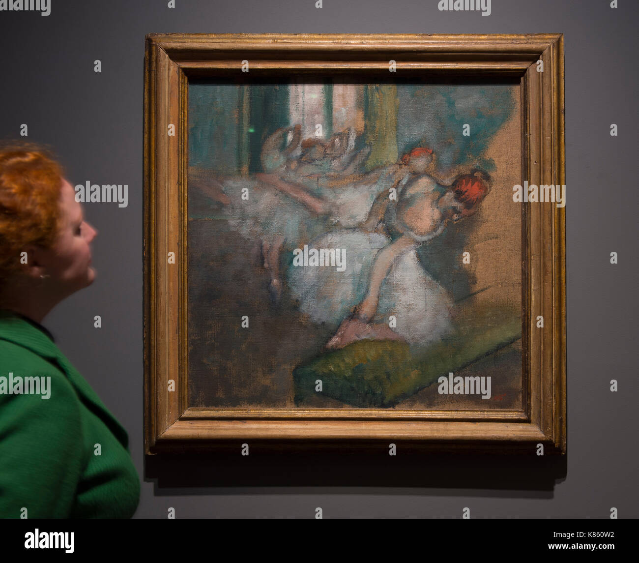 National Gallery, London, UK. 18. September 2017. Degas Kunstwerke aus dem Burrell Collection, Glasgow gehen auf Anzeige an der Nationalen Galerie ab 20. September 2017 - vom 7. Mai 2018. Versand Magnat Sir William Burrell begabte seine große Kunstsammlung, darunter eine der schönsten Sammlungen von Degas pastels in der Welt, der Stadt Glasgow 1944. Die 13 Pastelle, drei Zeichnungen und vier Ölbilder sind in London und ein Auswahl von Ölbildern und Pastellen Degas aus der Sammlung der Nationalgalerie ausgestellt sowie Darlehen aus anderen Sammlungen. Credit: Malcolm Pa Stockfoto