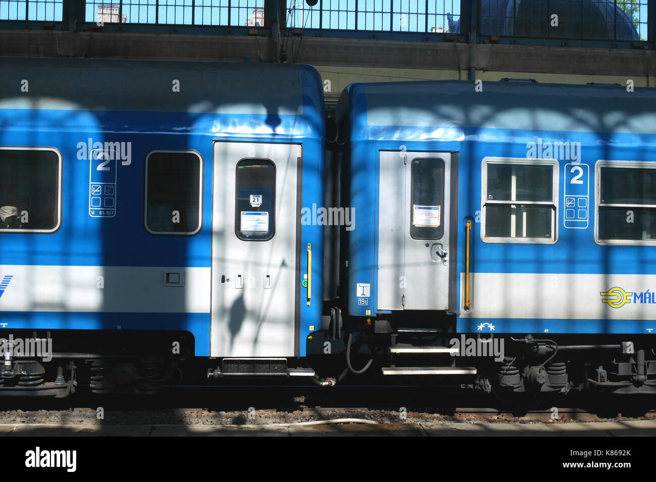 2. klasse Ungarische Eisenbahn Kutschen, Westbahnhof, Budapest, Ungarn Stockfoto