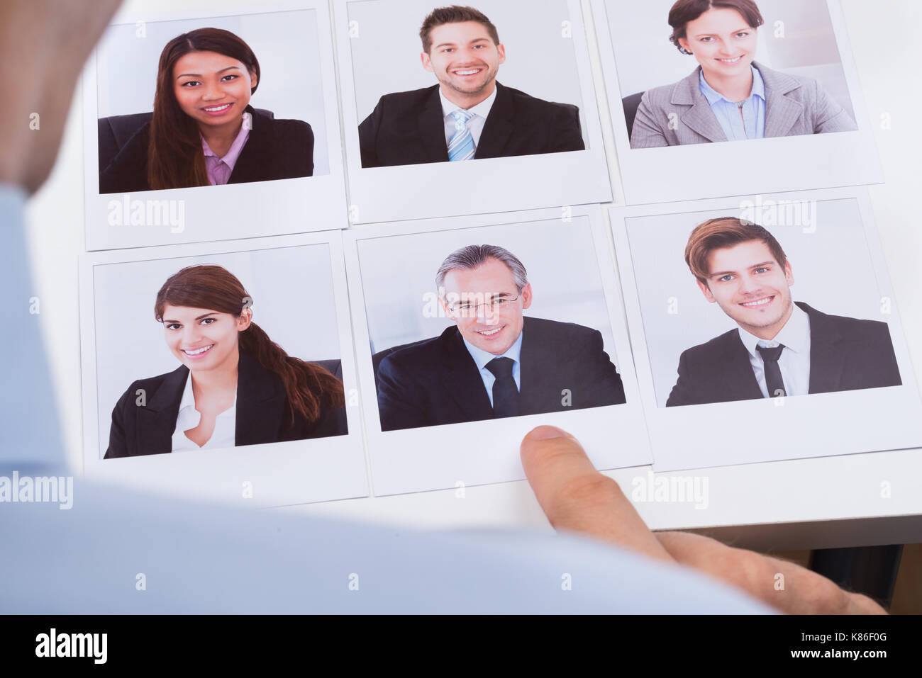 Nahaufnahme der Unternehmer die Wahl Foto der beste Kandidat Stockfoto