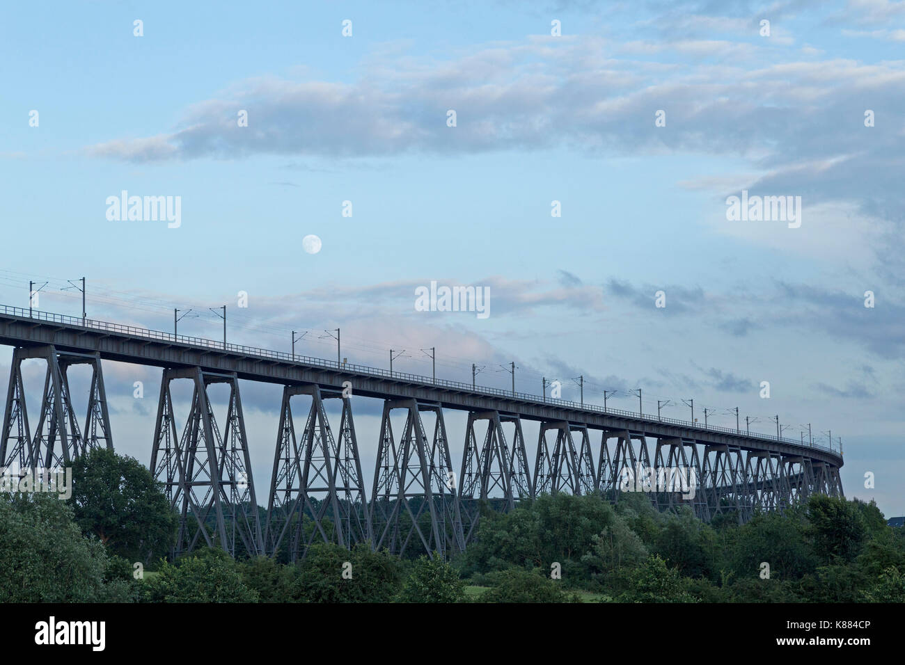 Eisenbahnbrücke Rendsburg, Nord-Ostsee-Kanal, Schleswig-Holstein, Deutschland Stockfoto