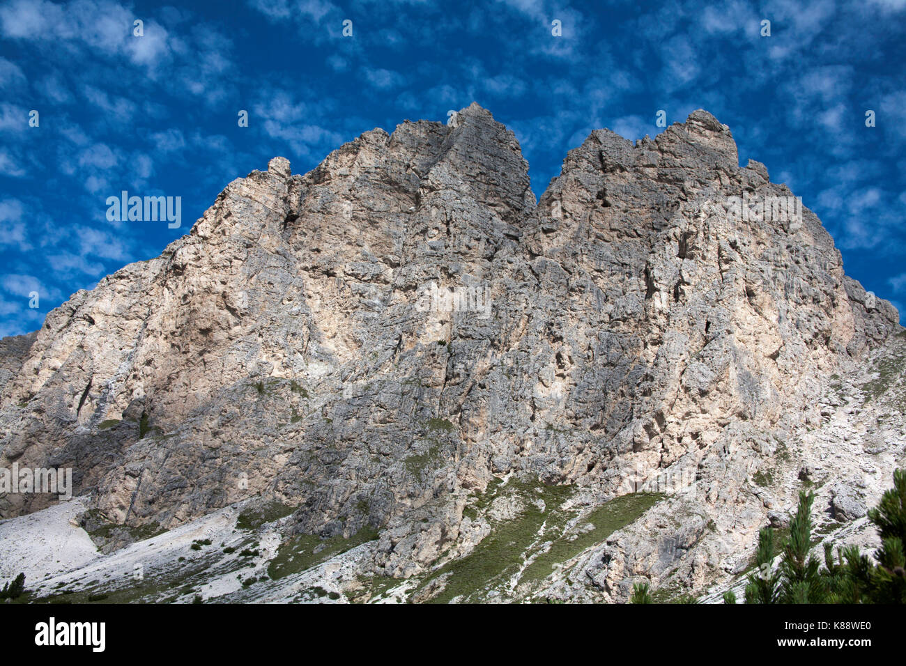 Die Grand Cir und Pice Cir-towering über den Passo Gardena oder Grodnerjoch in der Nähe der Gondel Dantercepies Gröden und Alta Badia Dolomiten Italien Stockfoto