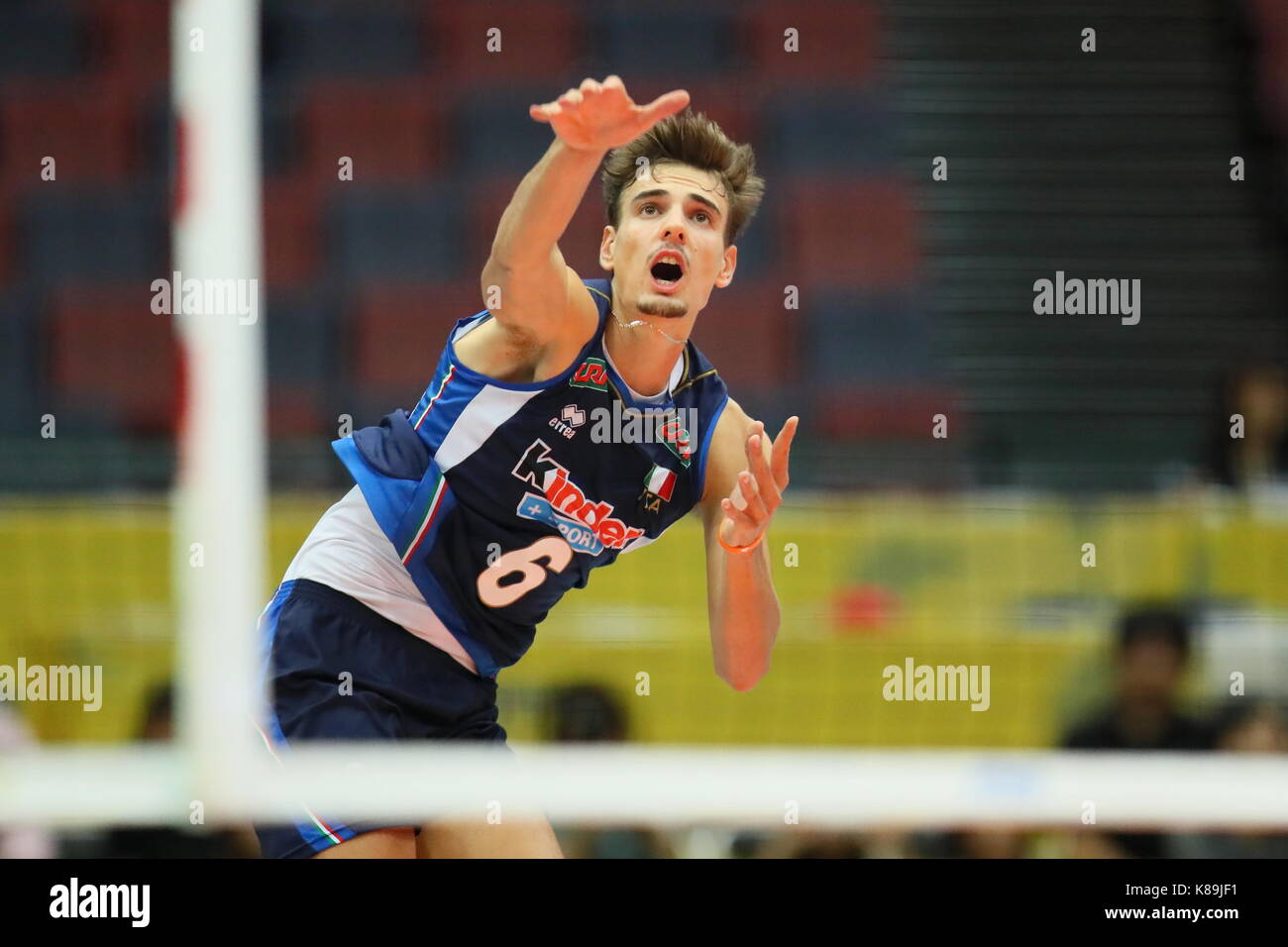Osaka, Japan. 17 Sep, 2017. Simone Giannelli (ITA) Volleyball: FIVB World Grand Champions Cup 2017 Männer Match zwischen Italien 3-1 USA im Osaka Municipal Central-Gymnasium in Osaka, Japan. Credit: Naoki Nishimura/LBA SPORT/Alamy leben Nachrichten Stockfoto