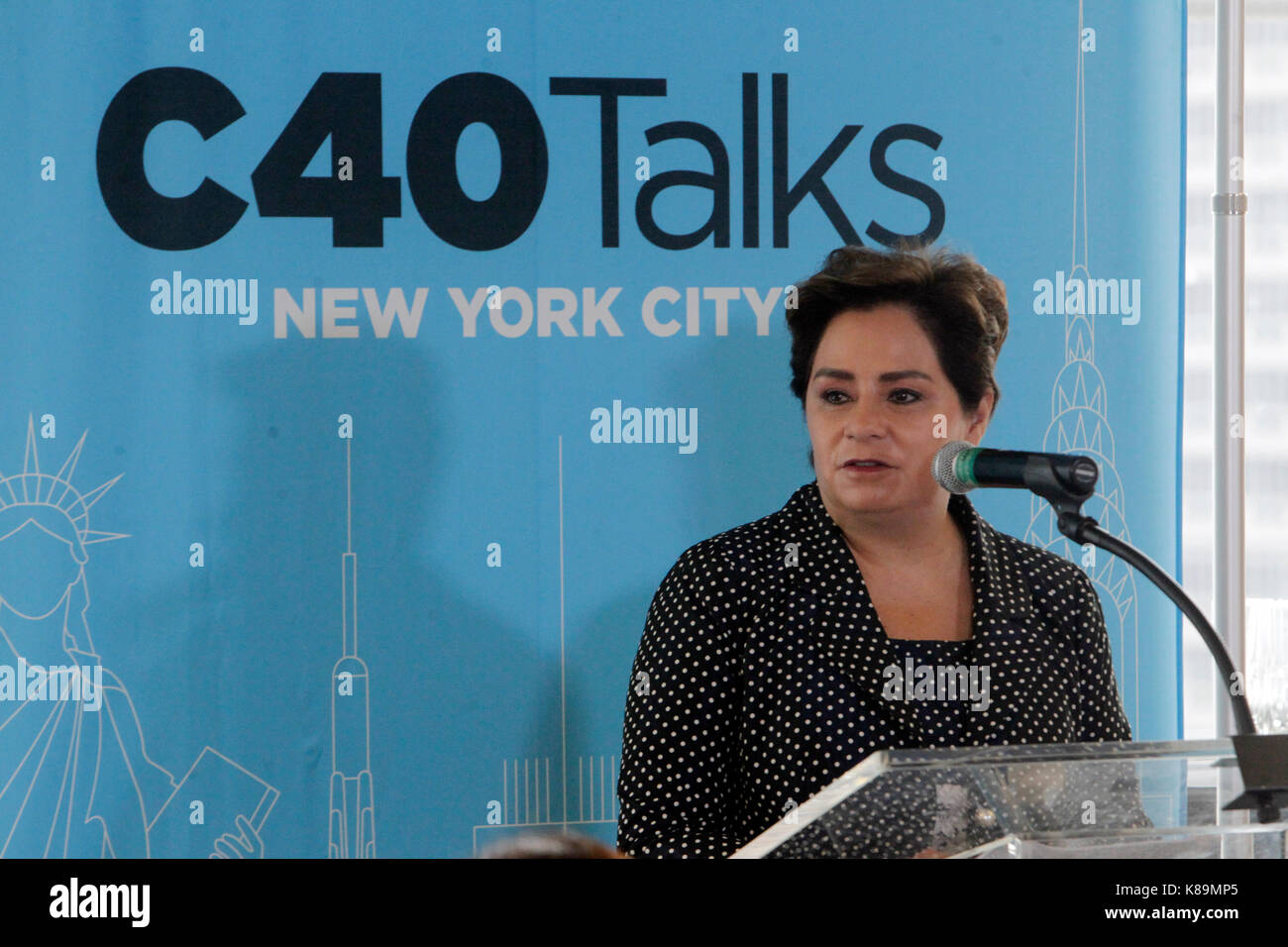 New York, NY, USA. 18 Sep, 2017. Patricia Espinosa, Exekutivsekretär des UNFCCC besucht die C 40 Gespräche am Tag 1 bei der New York Times Building am 18. September stattfand, 2017 in New York City. Quelle: MPI 43/Media Punch/Alamy leben Nachrichten Stockfoto