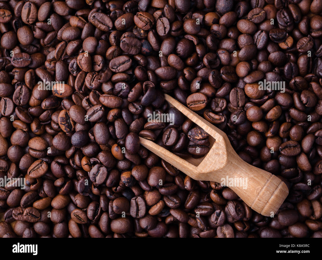 Mischung von verschiedenen Arten von Kaffee Bohnen. Kaffee Hintergrund. Stockfoto