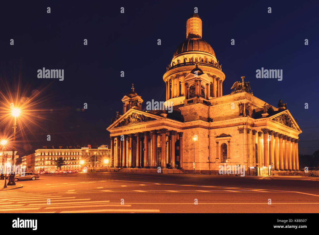 Nacht Saint St. Petersburg auf der St. Isaac Kathedrale Stockfoto