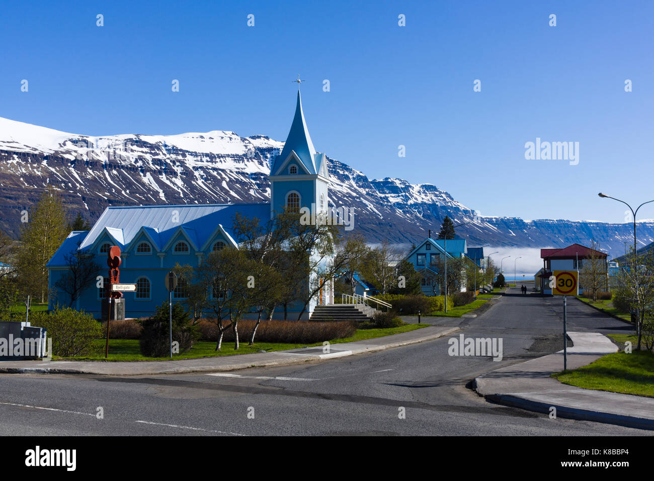 Bláa Kirkjan (Blaue Kirche), Seyðisfjörður, Ostfjorde, Island Stockfoto