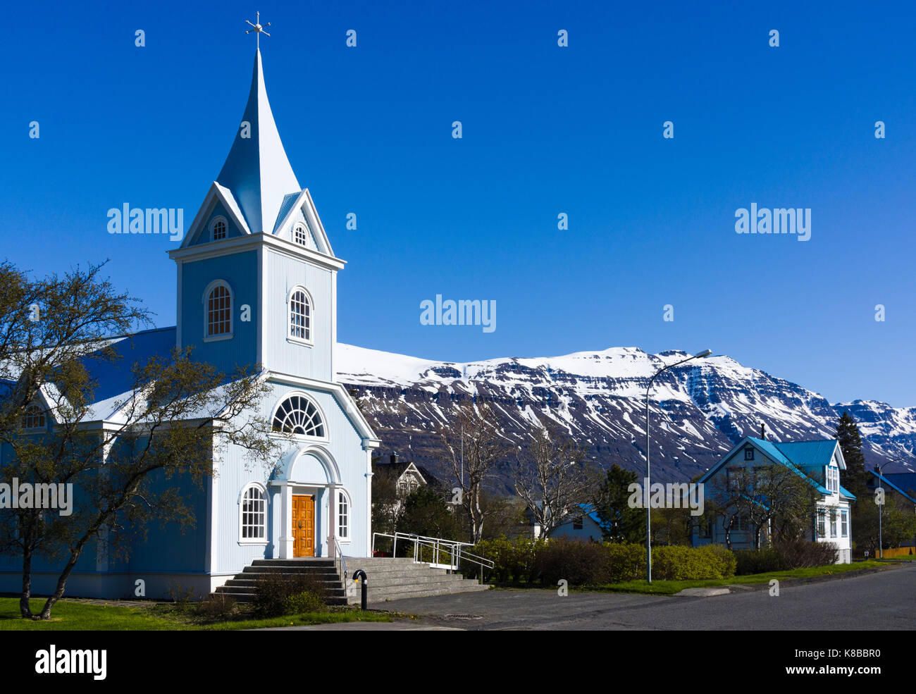 Bláa Kirkjan (Blaue Kirche), Seyðisfjörður, Ostfjorde, Island Stockfoto