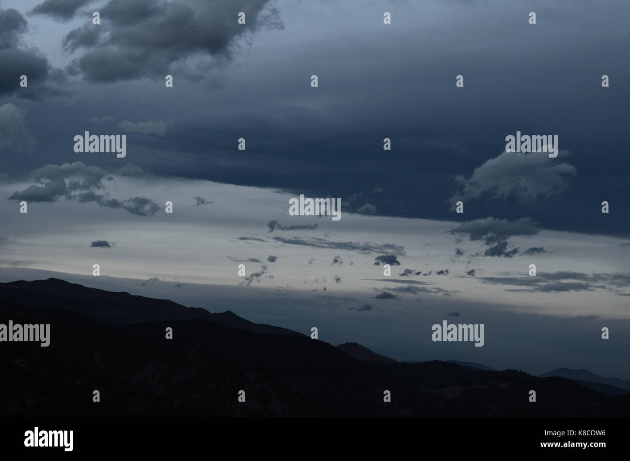 Cloud Schichten während des Abends in der Nähe von Boulder, Colorado Stockfoto