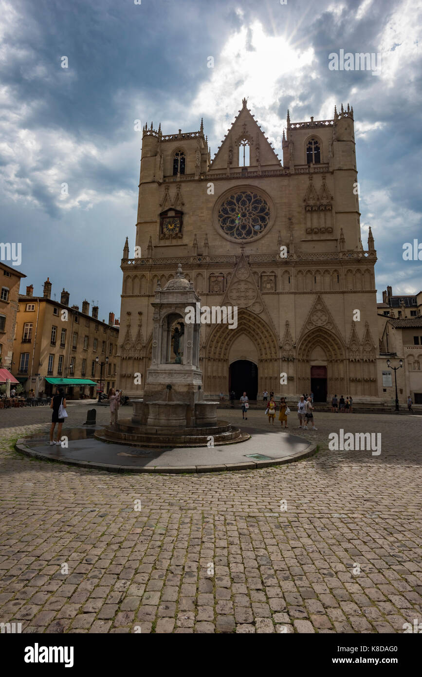 Entdecke lyon Fotos und Bildmaterial in hoher Auflösung Alamy
