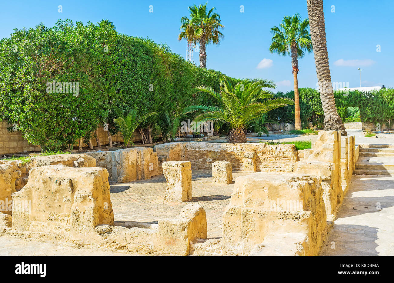 Archäologische Stätte des antiken römischen Therme (Bäder), neben dem ribat von Monastir, Tunesien. Stockfoto