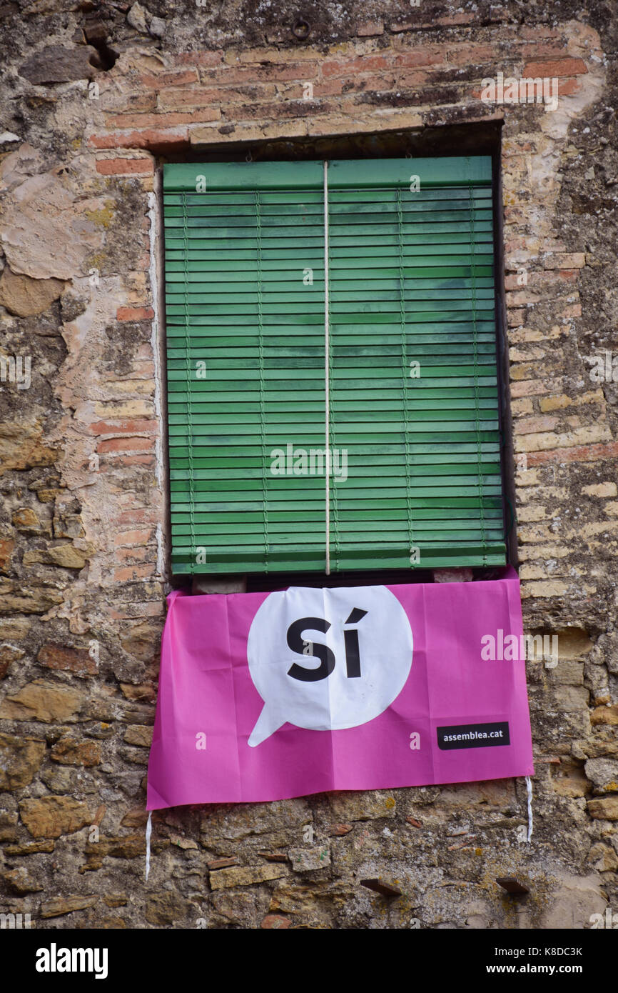 Katalonien, Spanien Sep 2017. Pertallada. Am 1. Oktober Katalanen wird zu den Abstimmungen gehen in einem Referendum für die Abspaltung von Spanien und bilden ein zu stimmen Stockfoto
