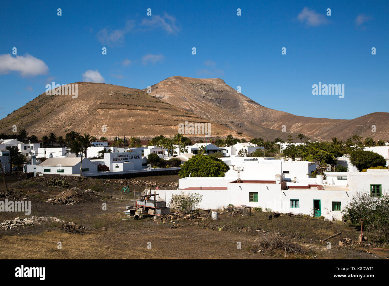 Montana de Medio Berg, Los Ajaches Gebirge, Dorf Yaiza, Lanzarote, Kanarische Inseln, Spanien Stockfoto