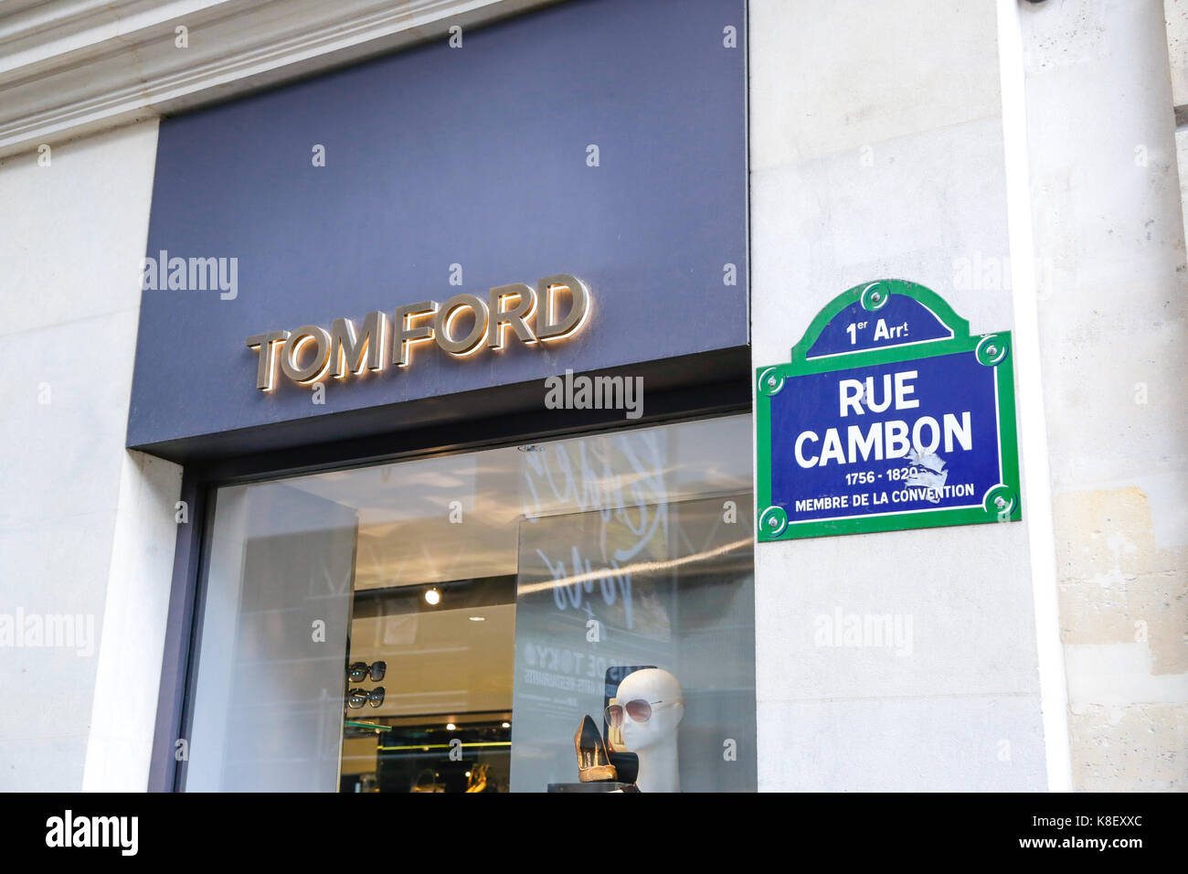 Paris, Frankreich: Tom Ford in der Rue Cambon, historische Schaufenster im Herzen von Paris. Stockfoto