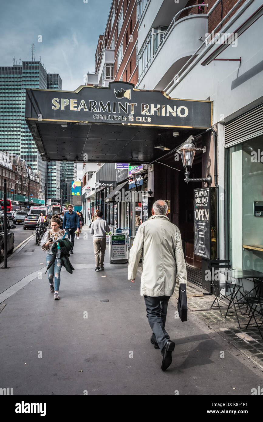 Die Spearmint Rhino Herren Club an der Tottenham Court Road, London, UK Stockfoto