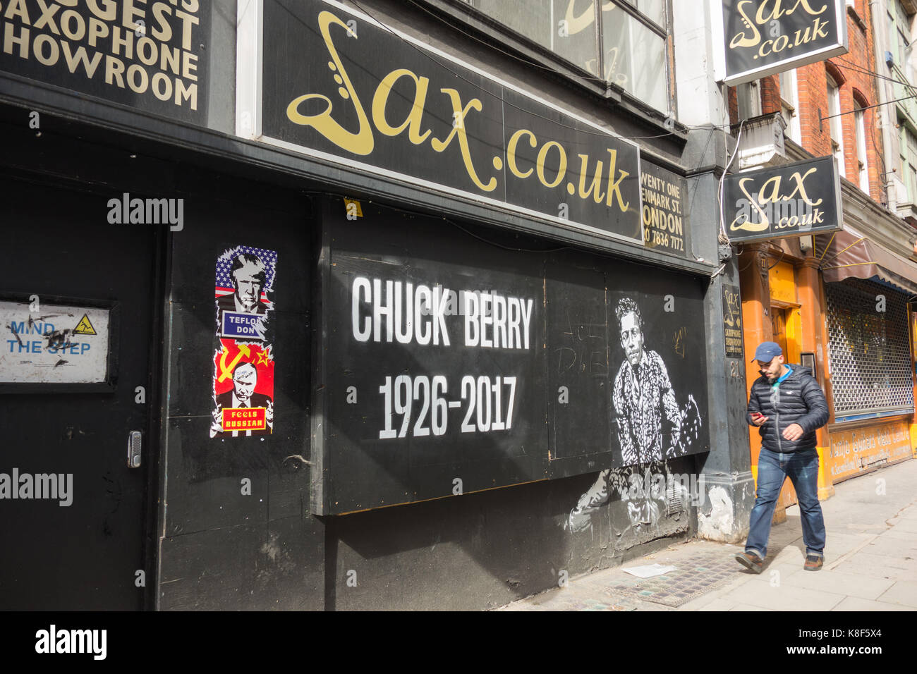 Ein Wandbild auf Dänemark Straße feiert die Gründung der Vater von Rock und Roll, Charles Edward Anderson Berry (AKA Chuck Berry). Stockfoto