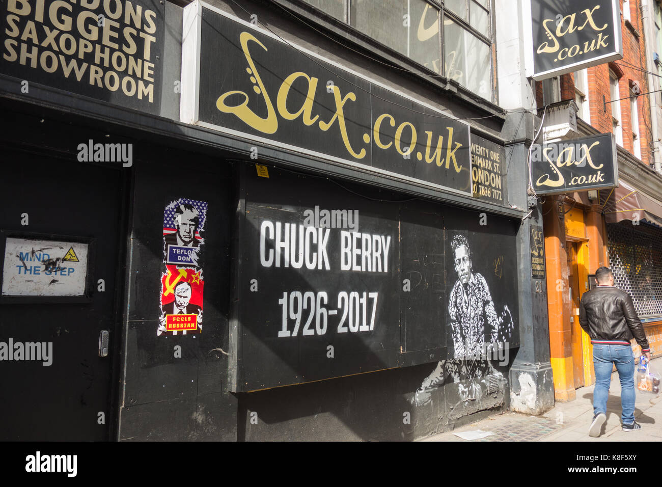 Ein Wandbild auf Dänemark Straße feiert die Gründung der Vater von Rock und Roll, Charles Edward Anderson Berry (AKA Chuck Berry). Stockfoto
