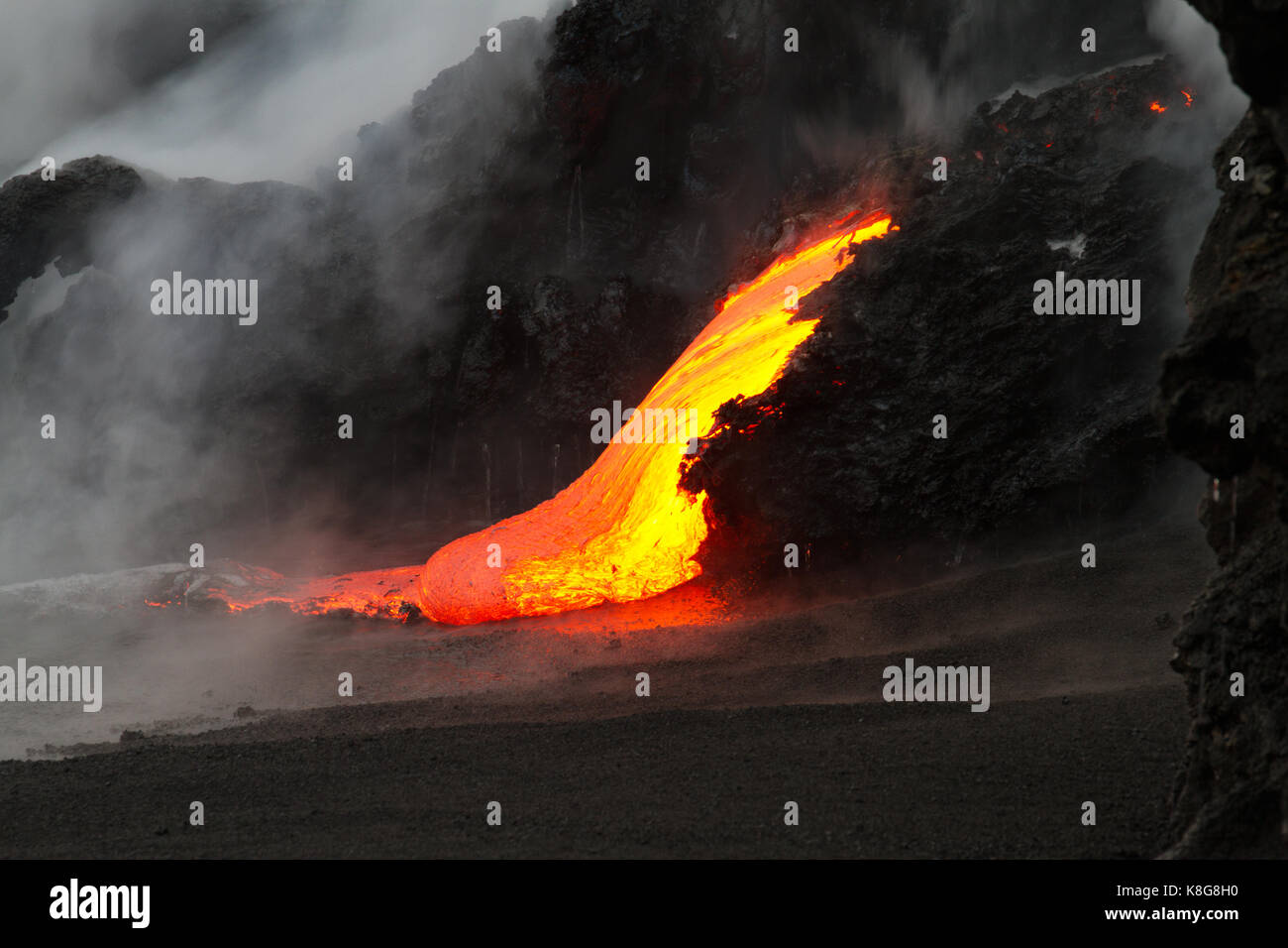 Lava in der Nacht in Hawaii Stockfoto