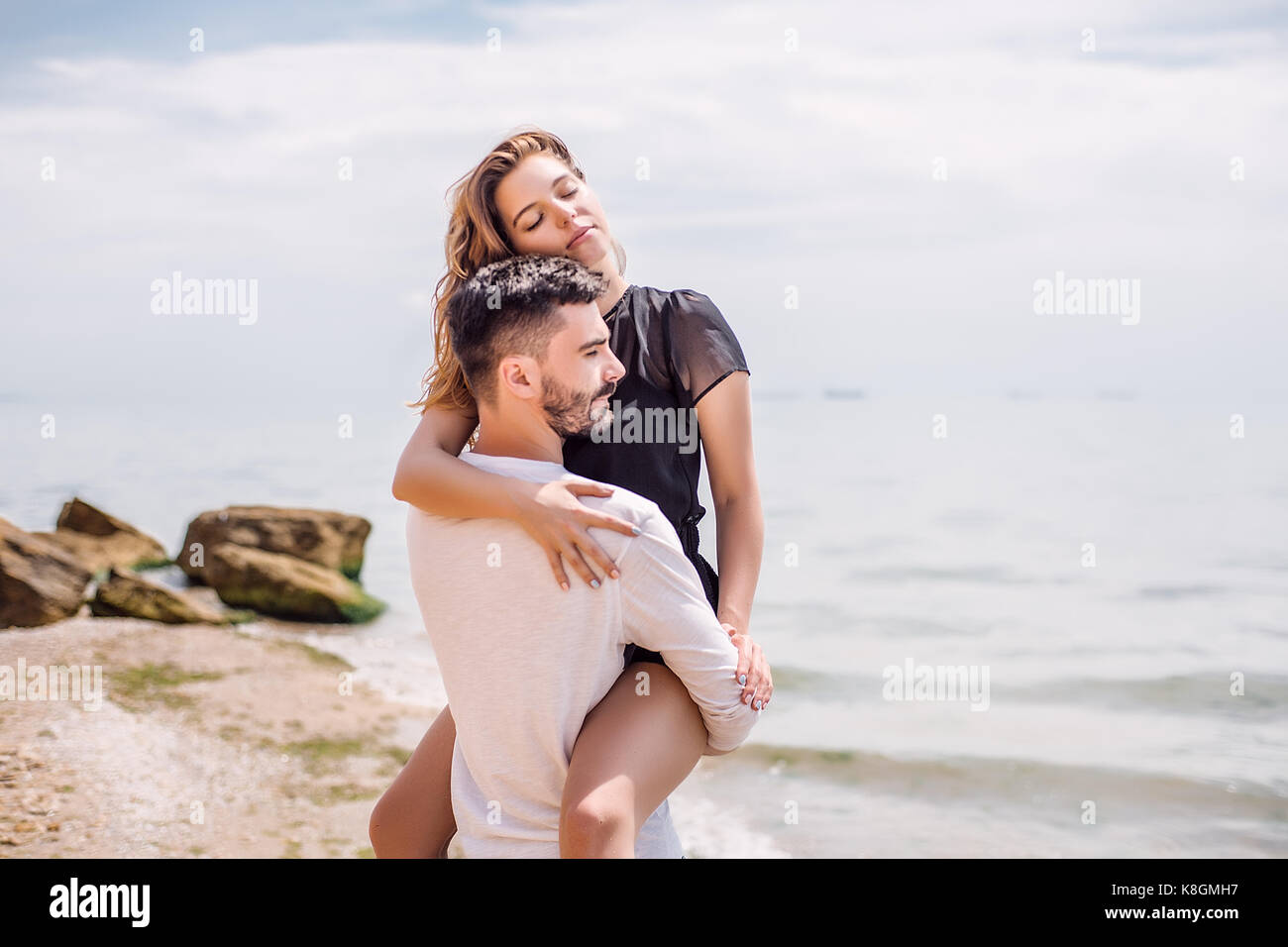 Paar am Strand, Odessa, Ukraine Stockfoto