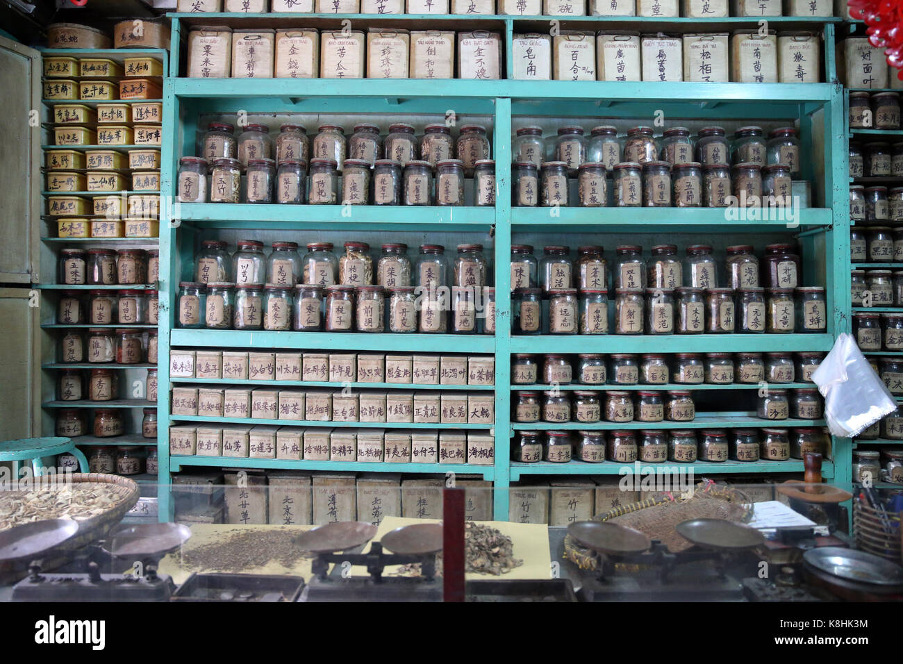 Traditionelle chinesische Medizin Apotheke. ho Chi minh Stadt. vietnam. Stockfoto