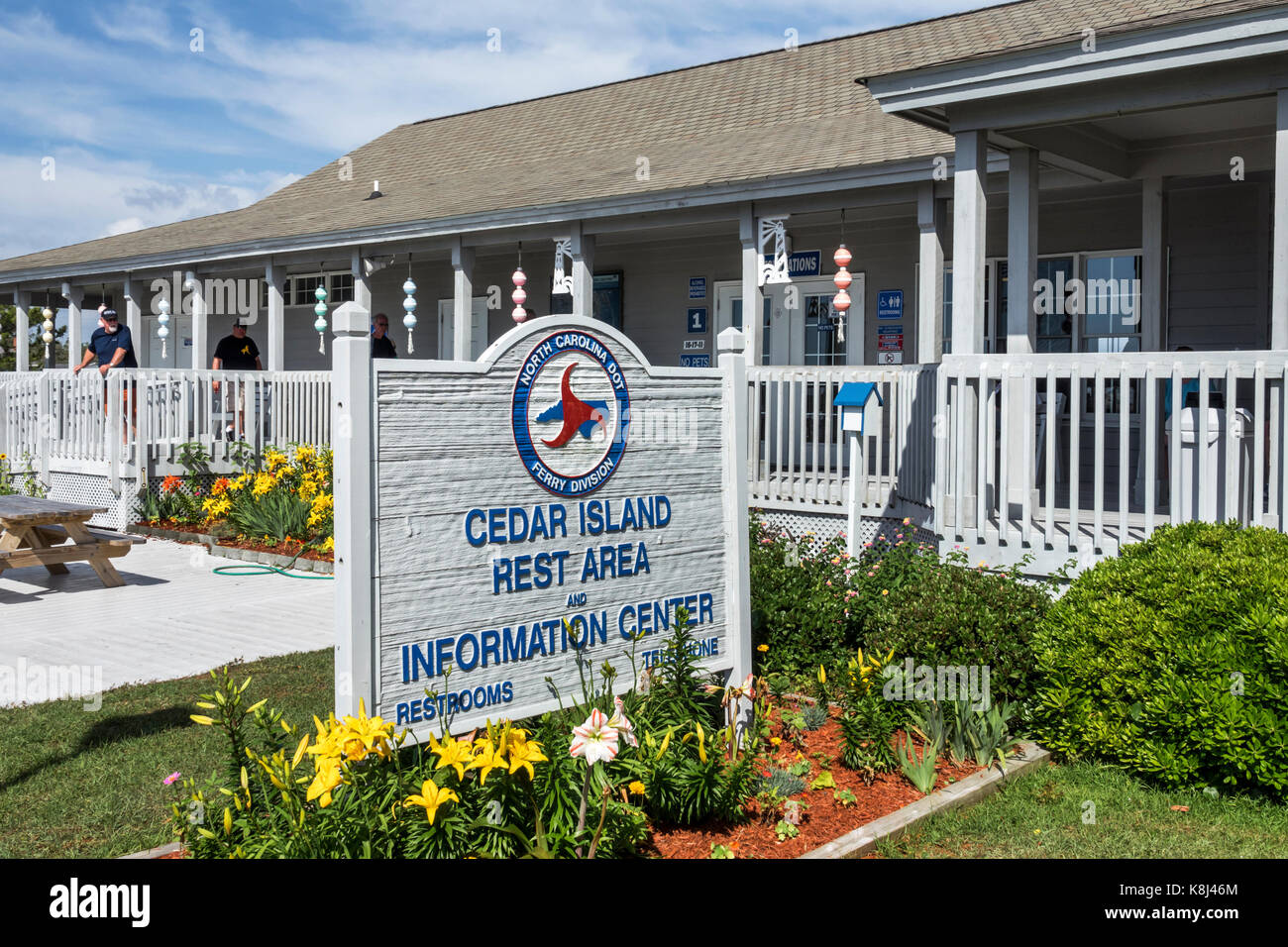 North Carolina, NC, Cedar Island, Outer Banks, Fährhafen, Informationszentrum, außen, Schild, NC170518056 Stockfoto