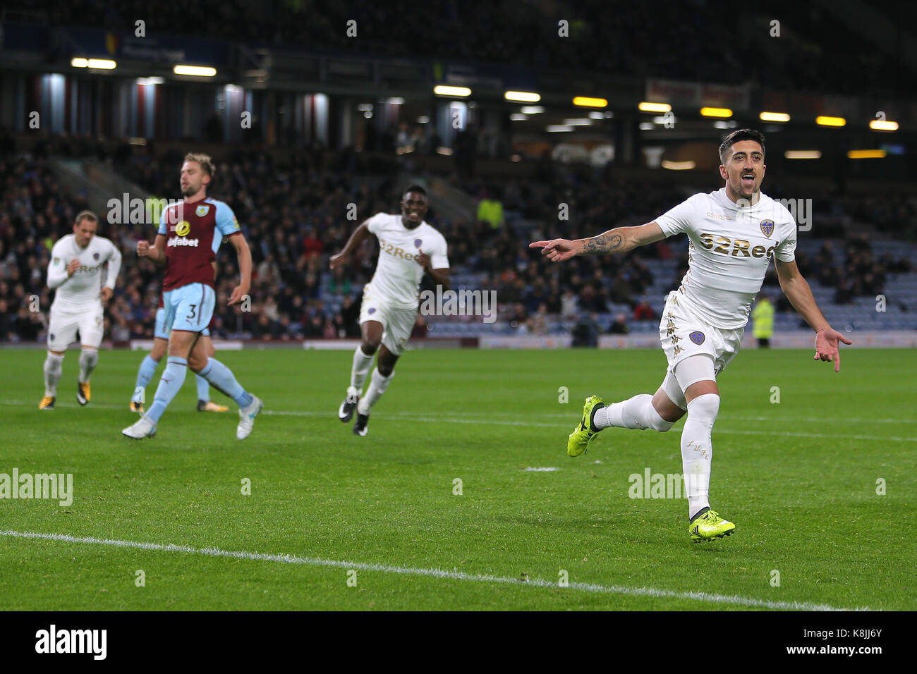 Leeds United ist Pablo Hernandez feiert zweiten Ziel seiner Seite des Spiels zählen während der carabao Pokal, dritte runde Spiel im Turf Moor, Burnley. Stockfoto