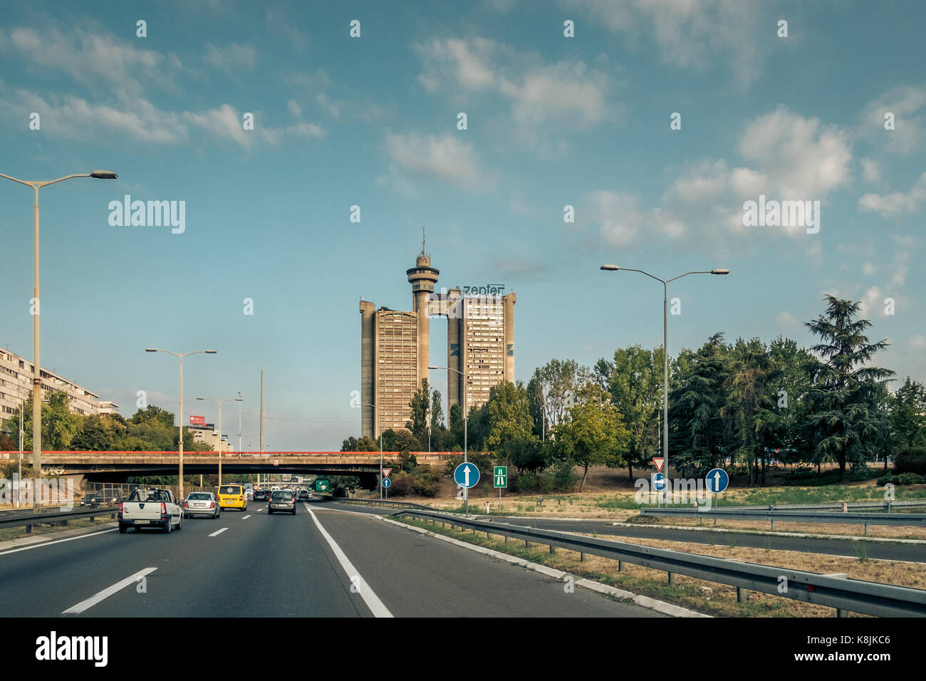 2017-08-29. Belgrad, Serbien. Western City Gate von Belgrad aus Route E70 gesehen. Stockfoto