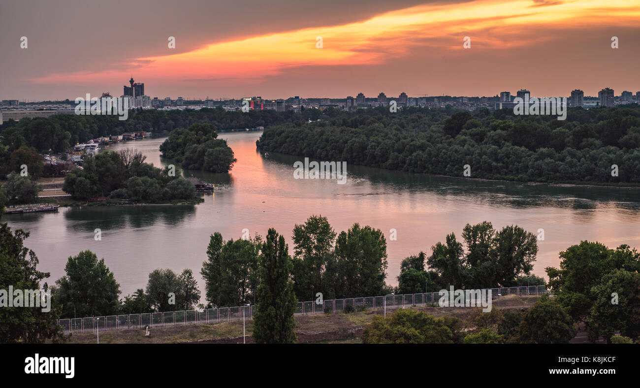 2017-08-28. Belgrad, Serbien. Der Fluss Sava gesehen von Kalemegadan Schloss Stockfoto