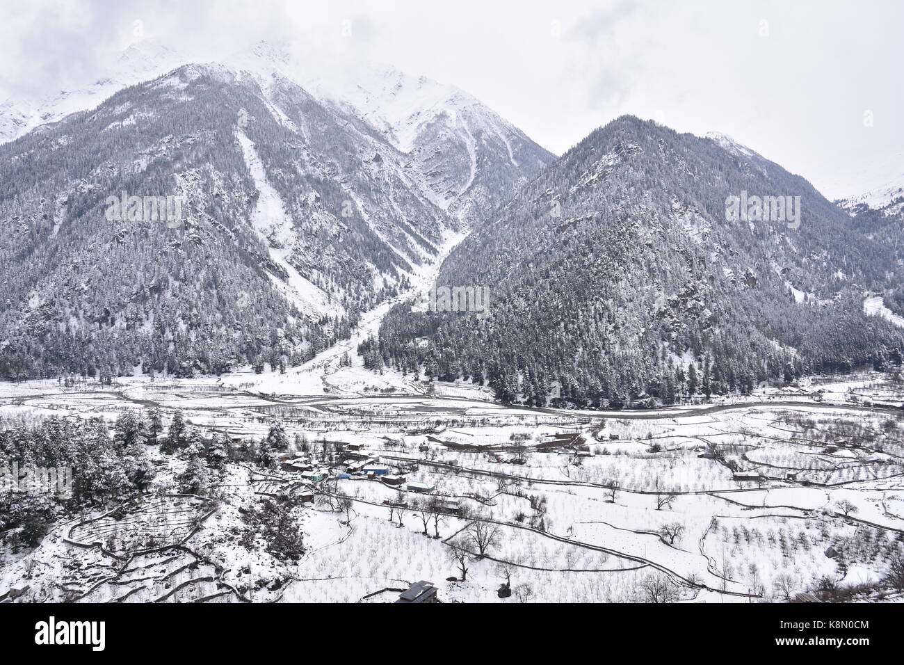 Sangla Valley im Winter, Kinnaur, Himachal Pradesh, Indien Stockfoto