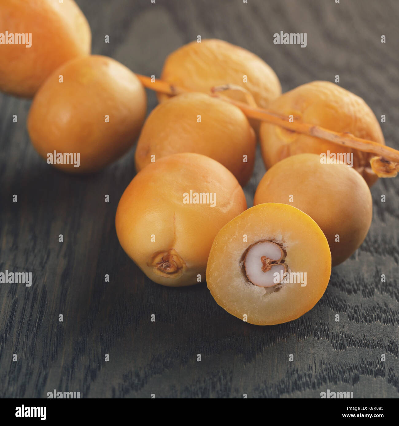 Frische rohe Daten in Tabelle Stockfoto