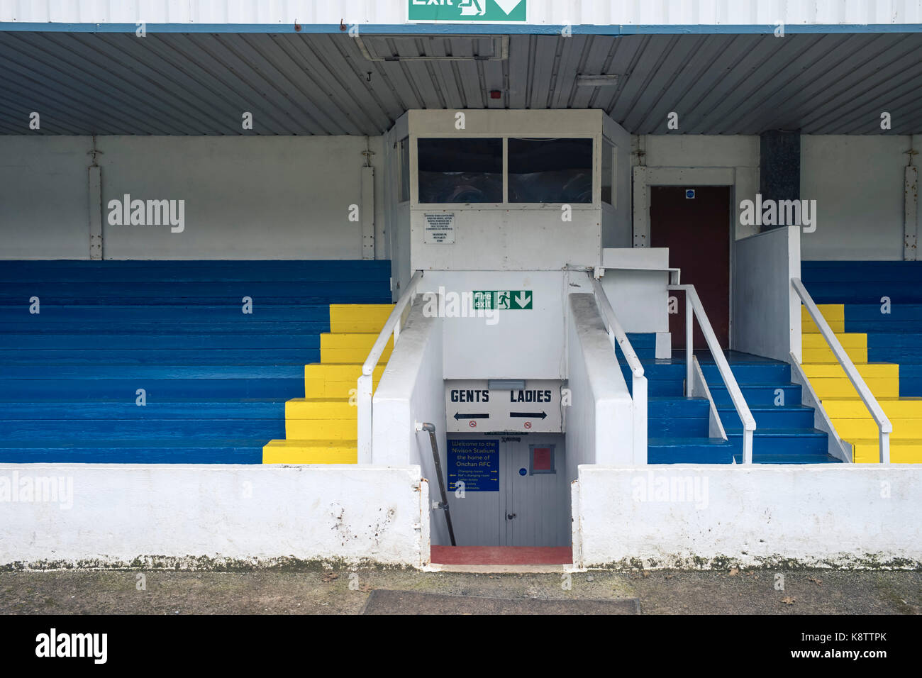 Schaltkasten bei Onchan gelangen Speedway, Anschluss Stockfoto