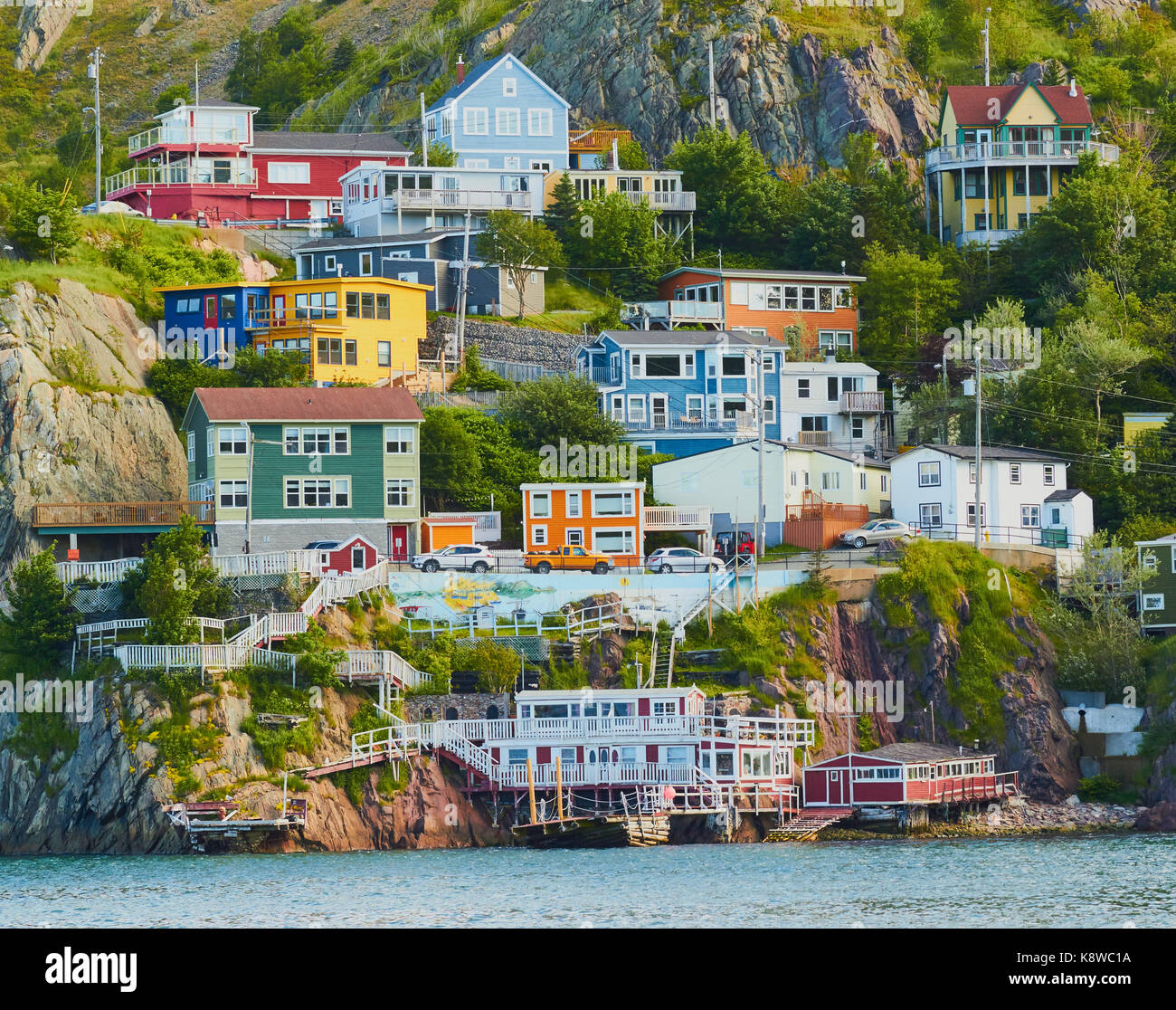 Die Batterie, den Signal Hill, St. John's, Neufundland, Kanada. Nachbarschaft auf dem Signal Hill, bekannt für seine steilen Hänge und bunten Häusern. Stockfoto